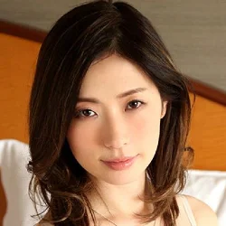 佐伯かれん（新城由衣）